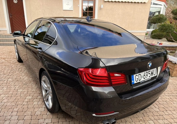 BMW Seria 5 cena 59999 przebieg: 225000, rok produkcji 2014 z Darłowo małe 631